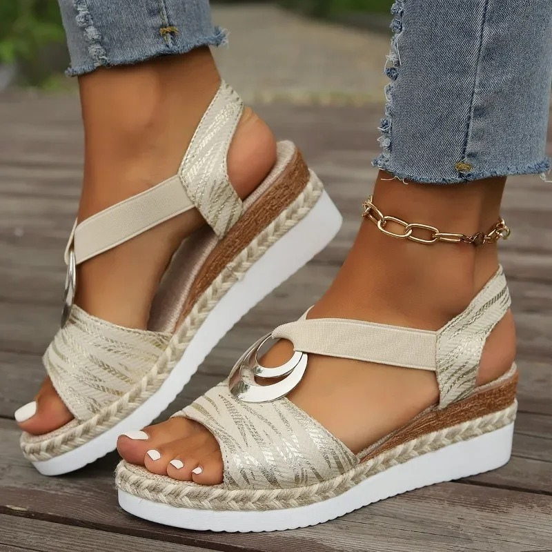 Laura – Orthopedic Sandals for Unmatched Comfort