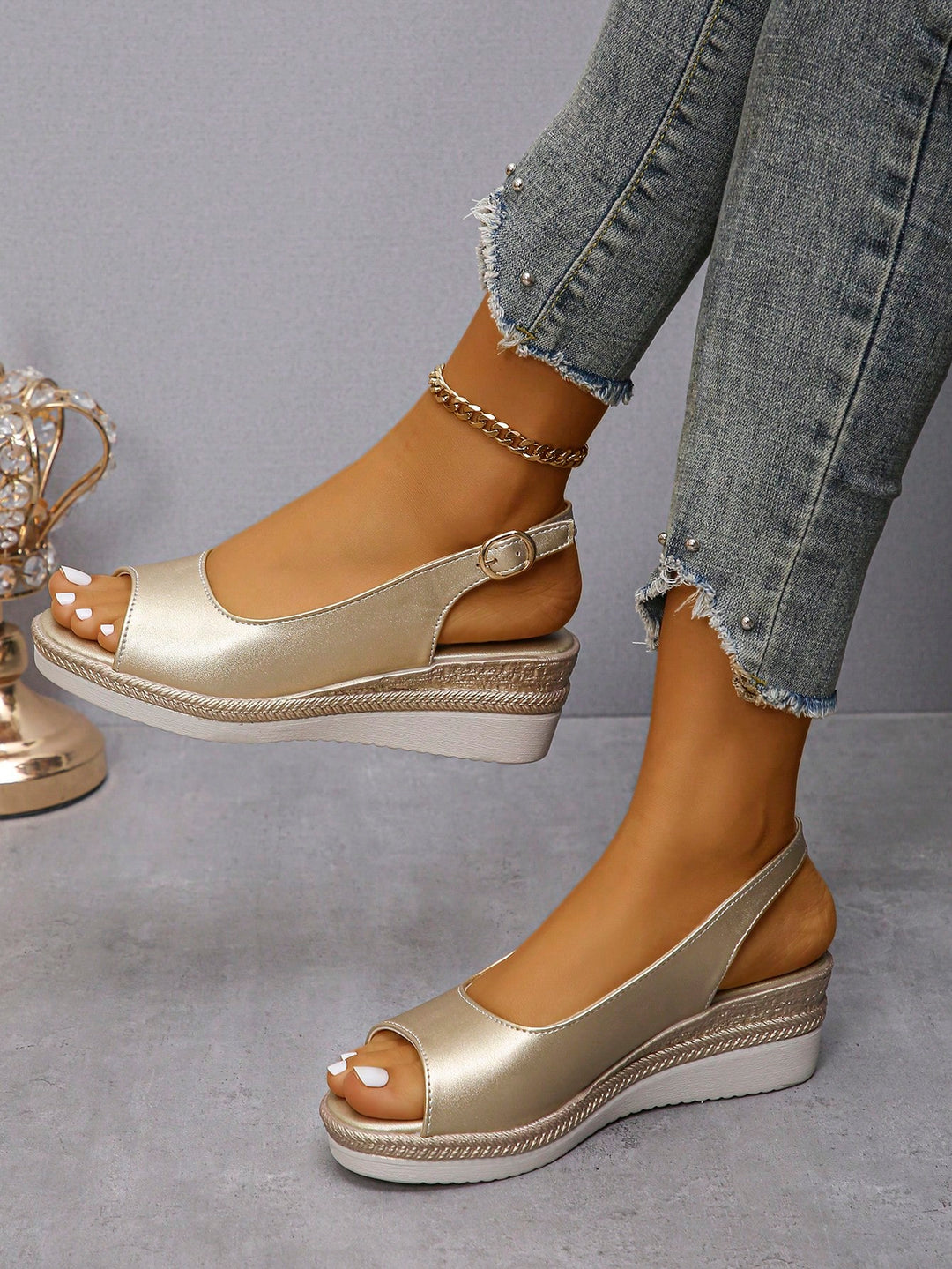 Zoe – Stylish Summer Wedge Sandals for Effortless Elegance