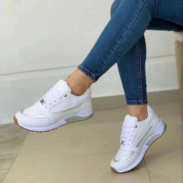 StrideFlex™ - Women's Breathable Sneakers