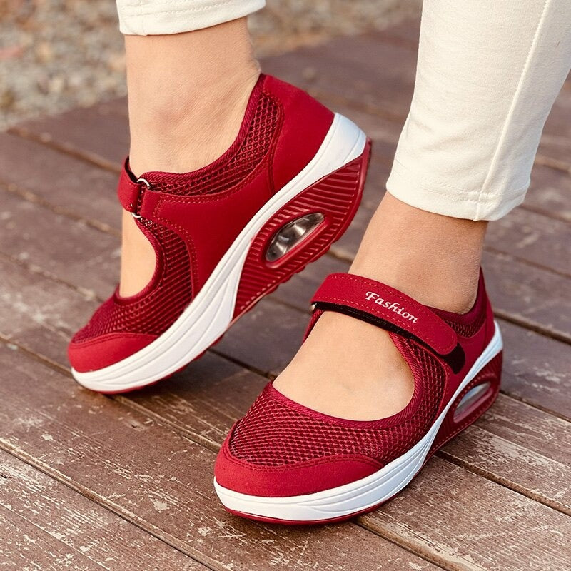 WalkEase™ - Lightweight and Non-Slip Shoes for Women