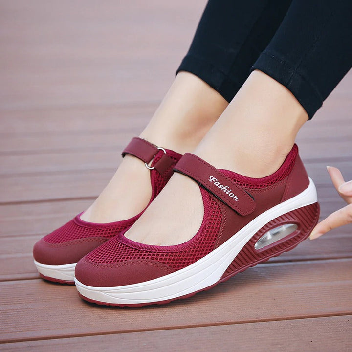 WalkEase™ - Lightweight and Non-Slip Shoes for Women